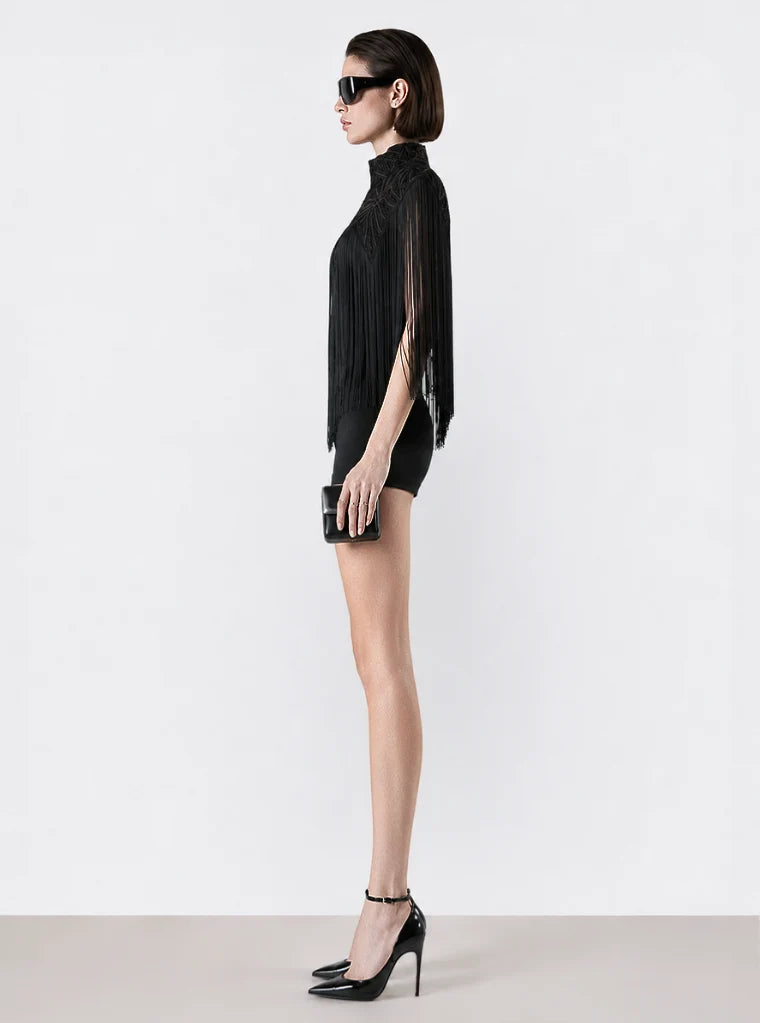 GREAT DRESS: Tassel Cape Shawl